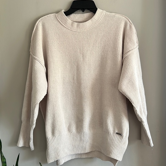 Abercrombie and Fitch Soft AF oversized sweater - Picture 5 of 9